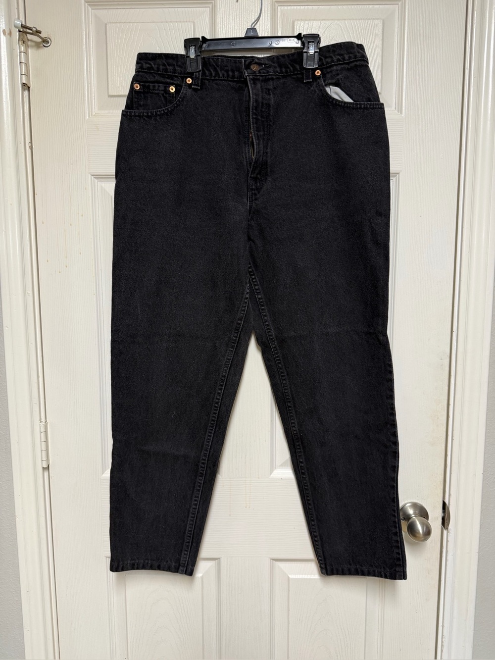 Levi’s 551 relaxed fit - tapered leg size 16 med (1990’s)